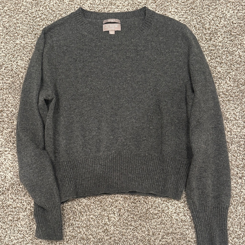 J. Crew size large grey cashmere shrunken crewneck sweater